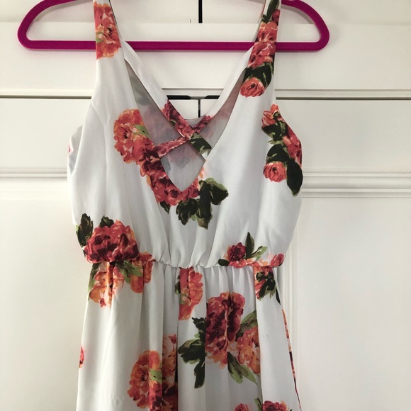 Floral patterned romper - Picture 3 of 4